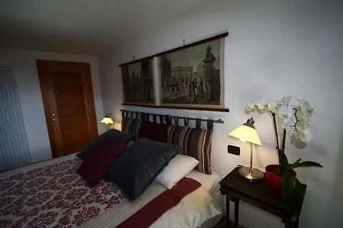 Maison Perriere - Chambres D'Hotes & Jacuzzi Saint-Vincent Bed & Breakfast