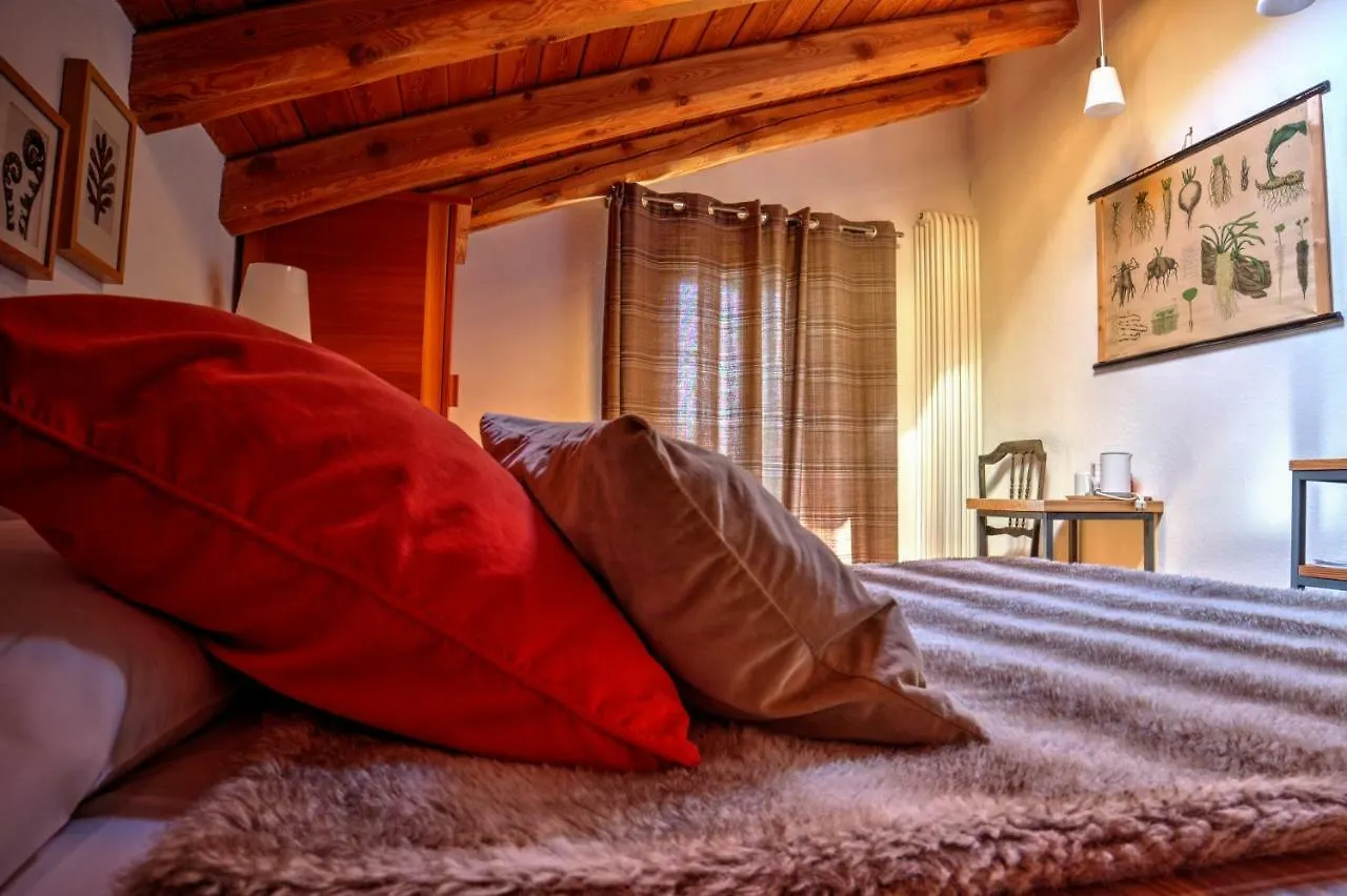 Maison Perriere - Chambres D'Hotes & Jacuzzi Saint-Vincent Bed & Breakfast